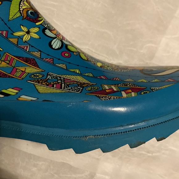Sakroots short (ankle height) rain boots - Picture 9 of 12